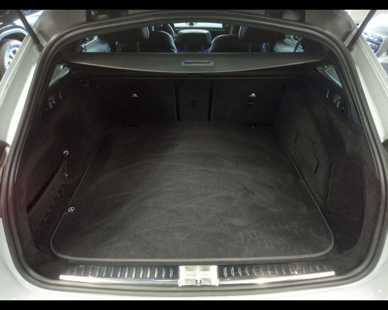 E SW 220 d AMG Line Premium Plus auto - Certified