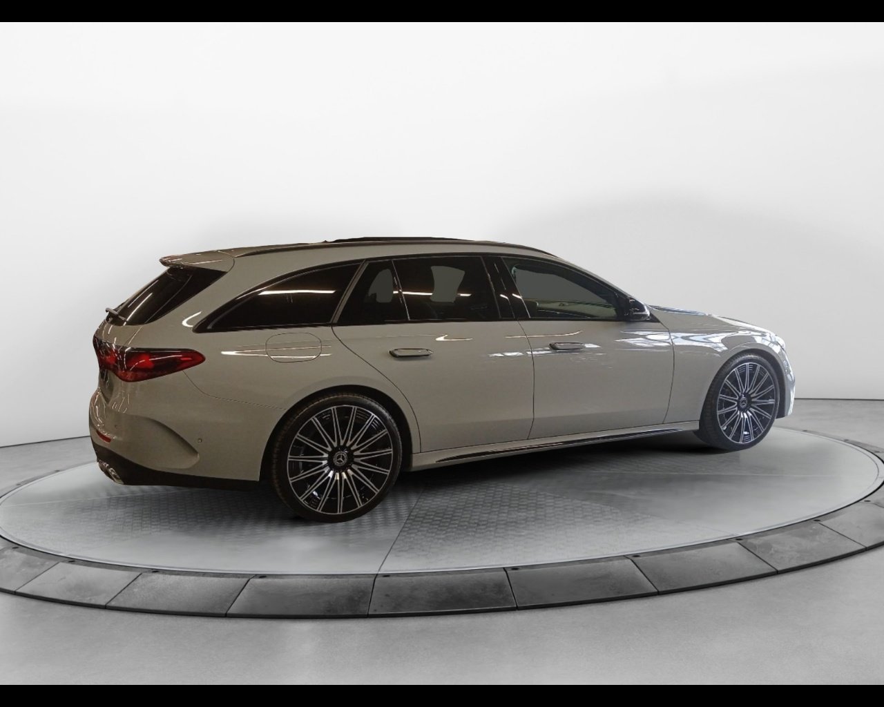 E SW 220 d AMG Line Premium Plus auto - Certified