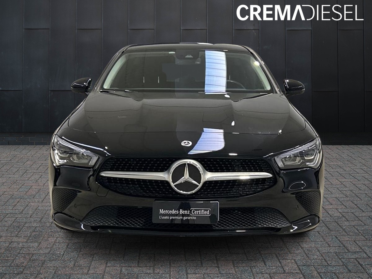 CLA Shooting Brake 180 d Business auto - Certified