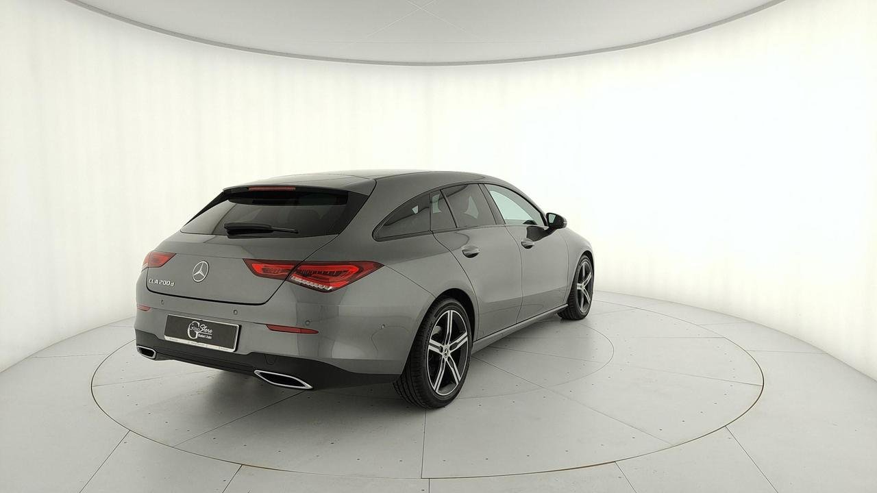 CLA Shooting Brake 200 d Sport auto - Certified