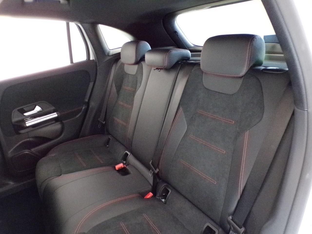 GLA 180 Premium auto - Certified