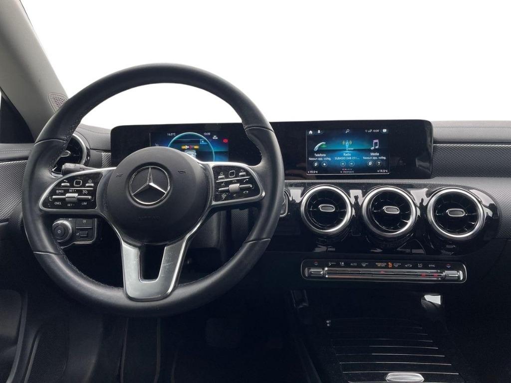 CLA Shooting Brake 200 d Sport auto - Certified