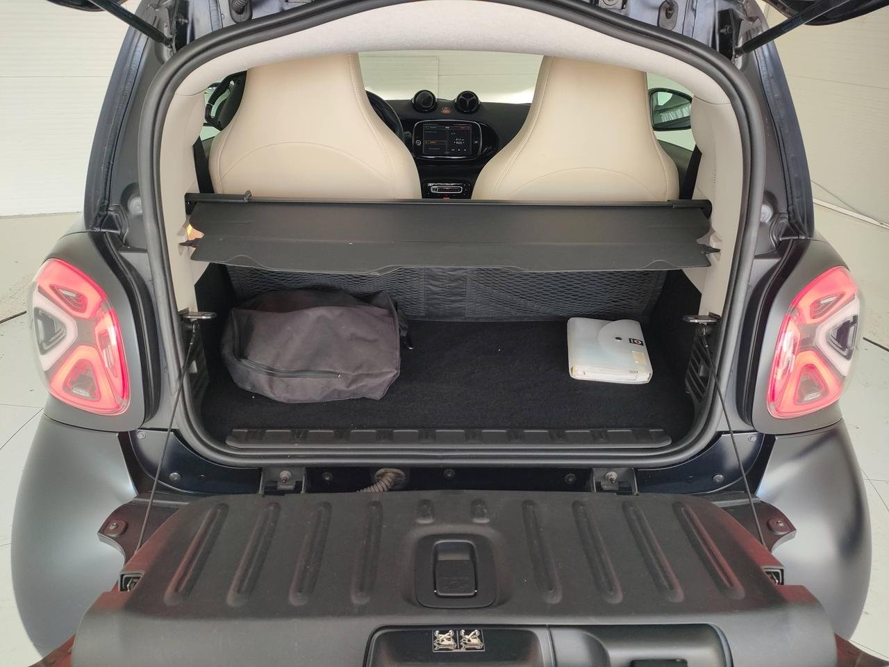 Fortwo eq bluedawn 22kW - Certified