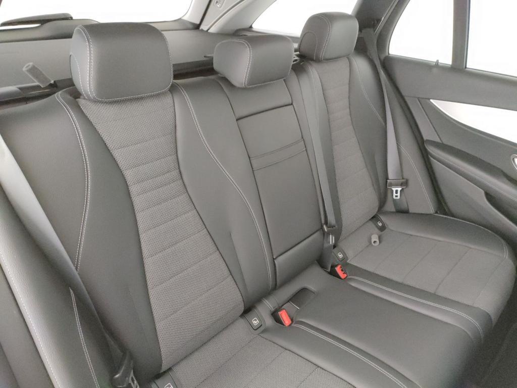 E SW 300 de phev (eq-power) Premium 4matic auto my - Certified