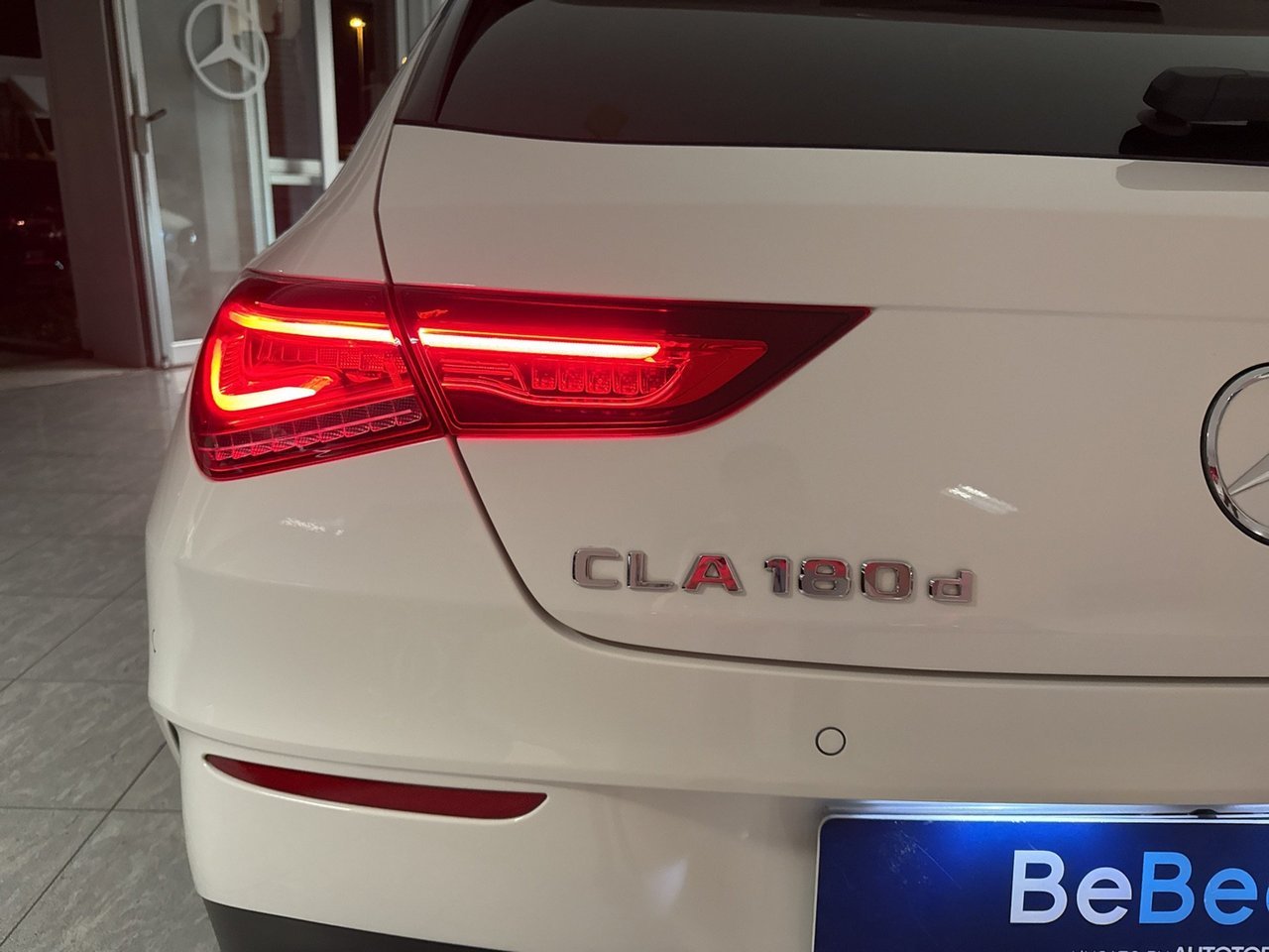 CLA Shooting Brake 180 d Premium auto - Certified