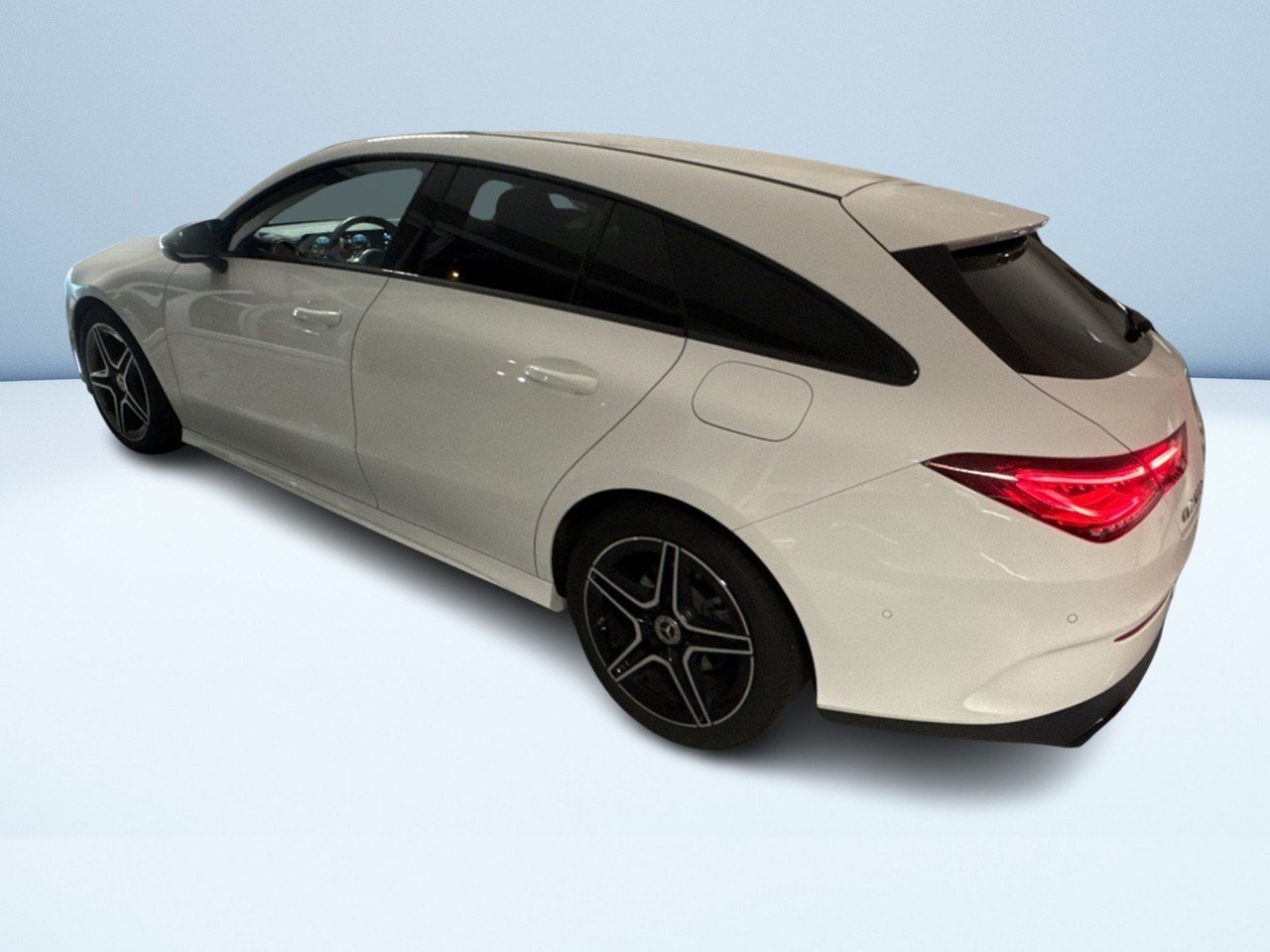 CLA Shooting Brake 180 d Premium auto - Certified