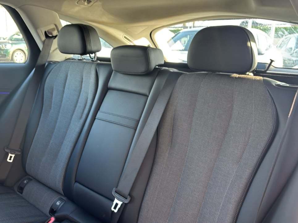 E SW 220 d Advanced auto - Certified