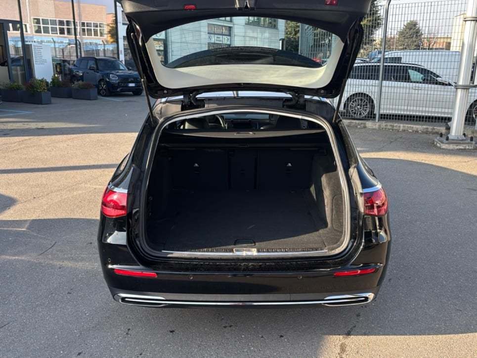 E SW 220 d Advanced auto - Certified