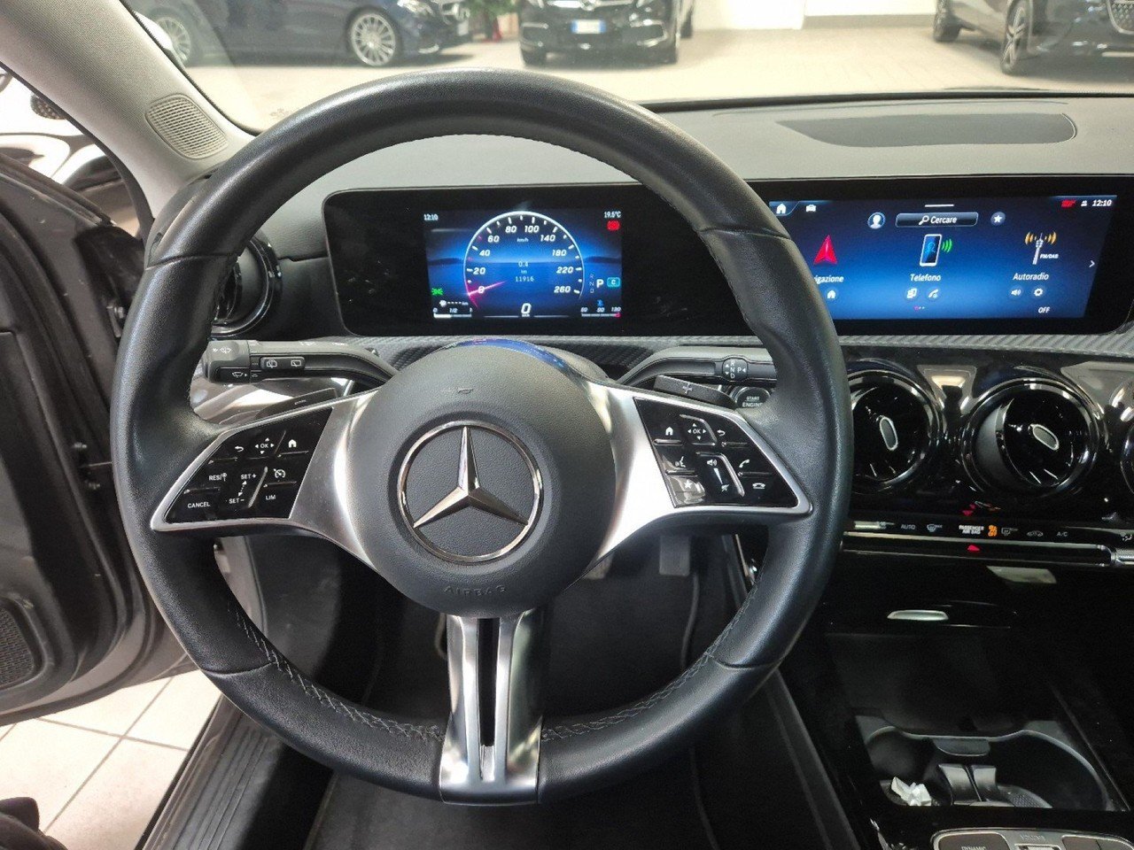 A 180 d Advanced auto - Certified