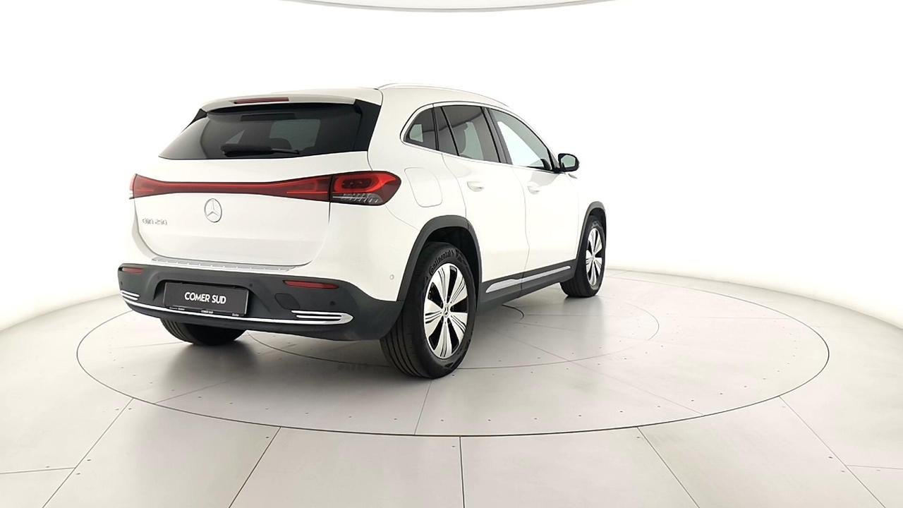 EQA 250 Sport - Certified