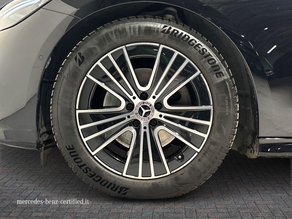 E SW 220 d Advanced auto - Certified