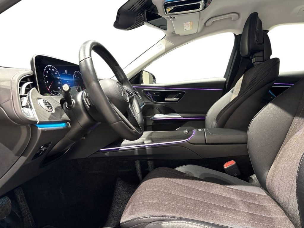 E SW 220 d Advanced auto - Certified