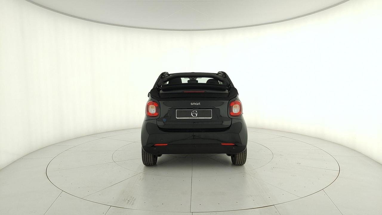 Fortwo Cabrio eq Passion 4,6kW - Certified