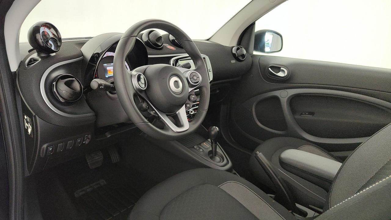 Fortwo Cabrio eq Passion 4,6kW - Certified