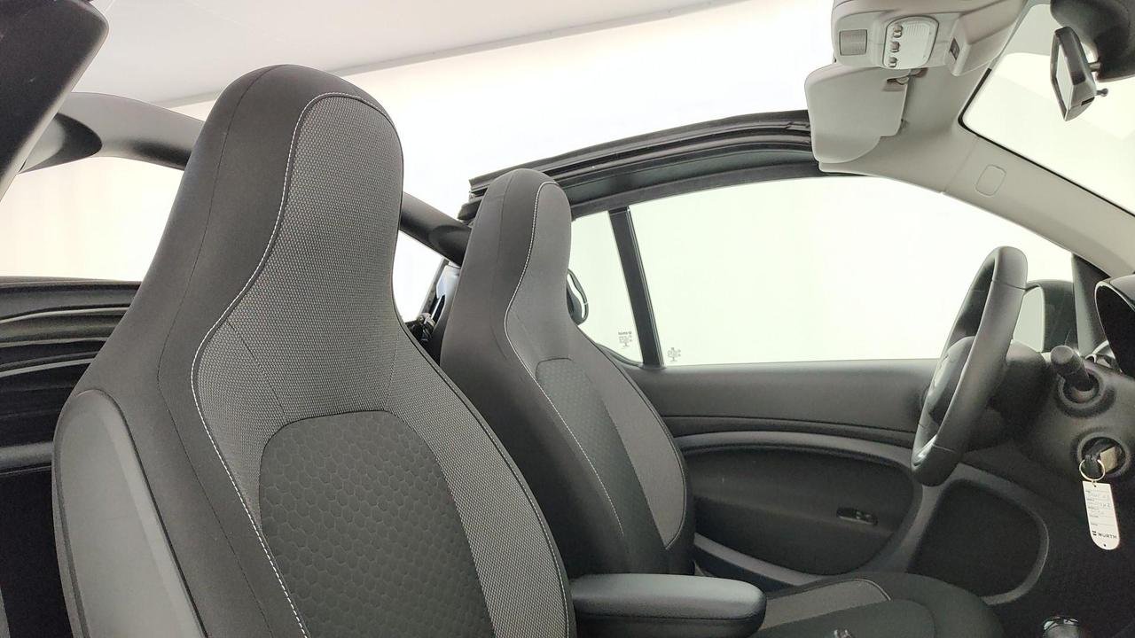 Fortwo Cabrio eq Passion 4,6kW - Certified