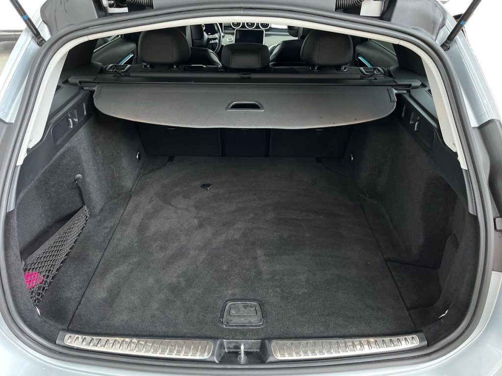 C SW 220 d mhev Premium auto - Certified