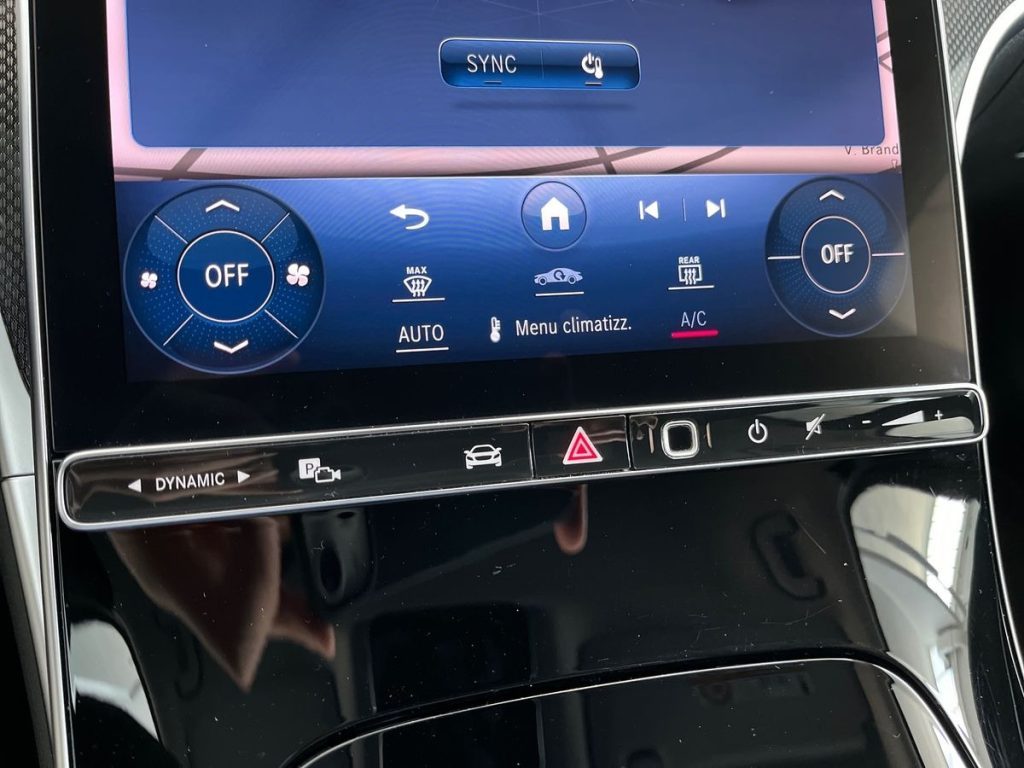C SW 220 d mhev Premium auto - Certified