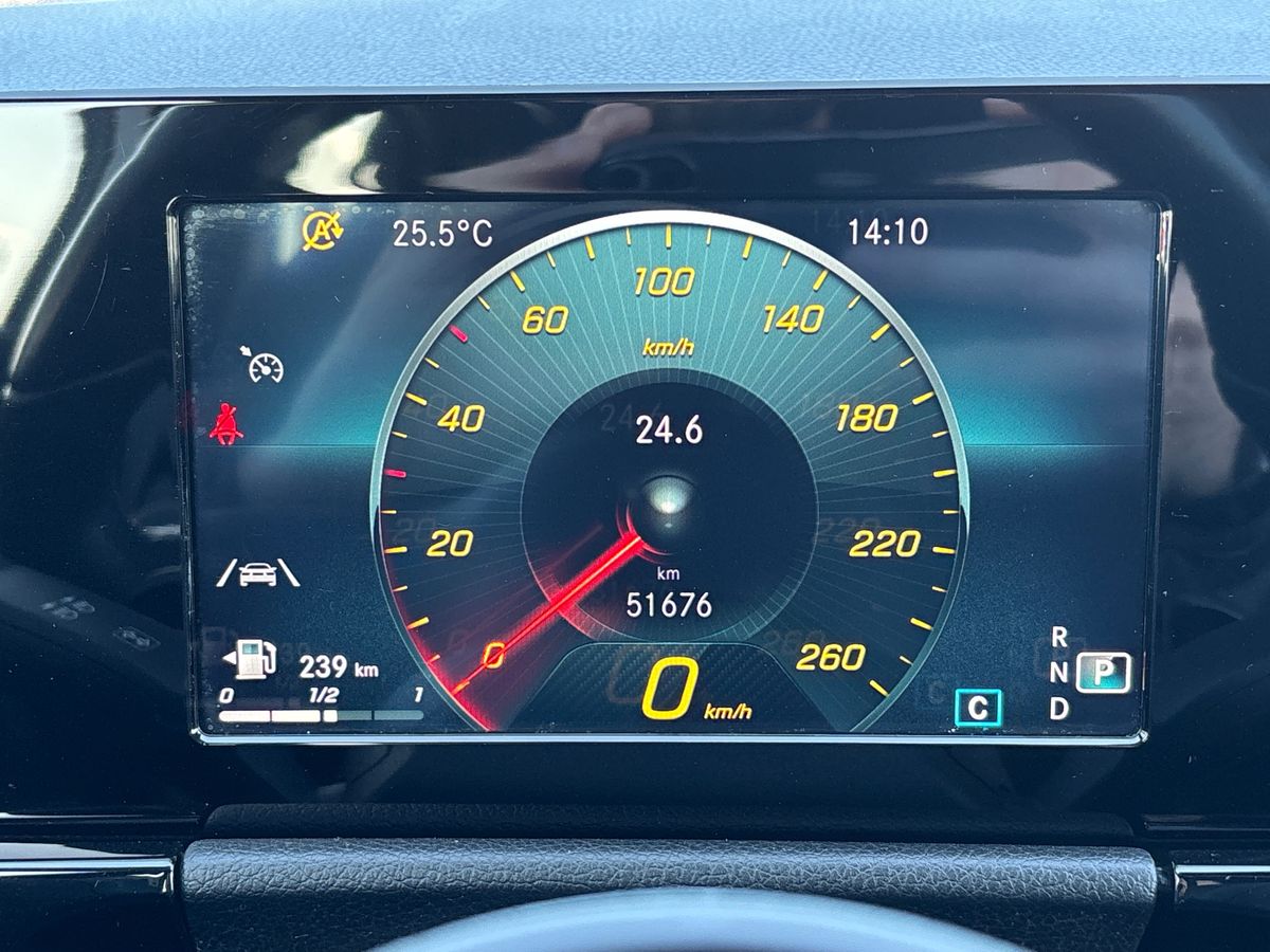 GLA 180 d Sport auto - Certified