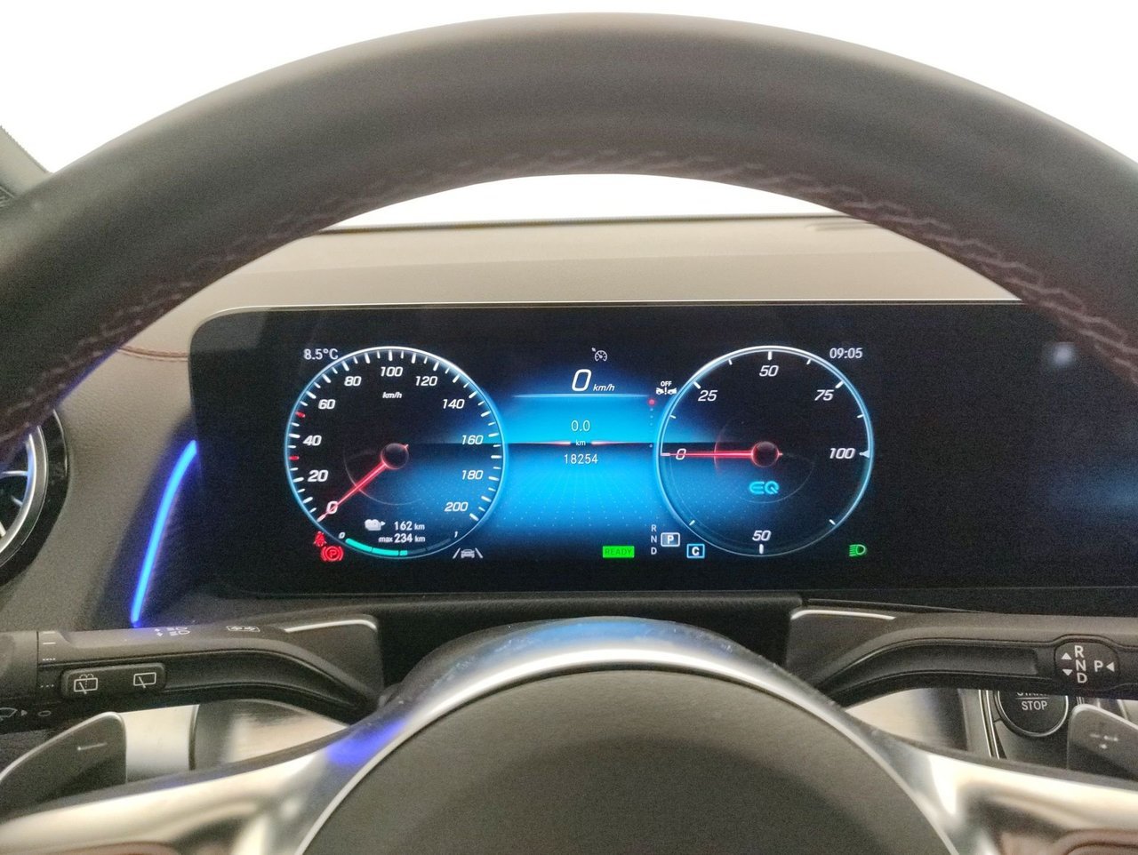 EQB 350 Premium 4matic - Certified