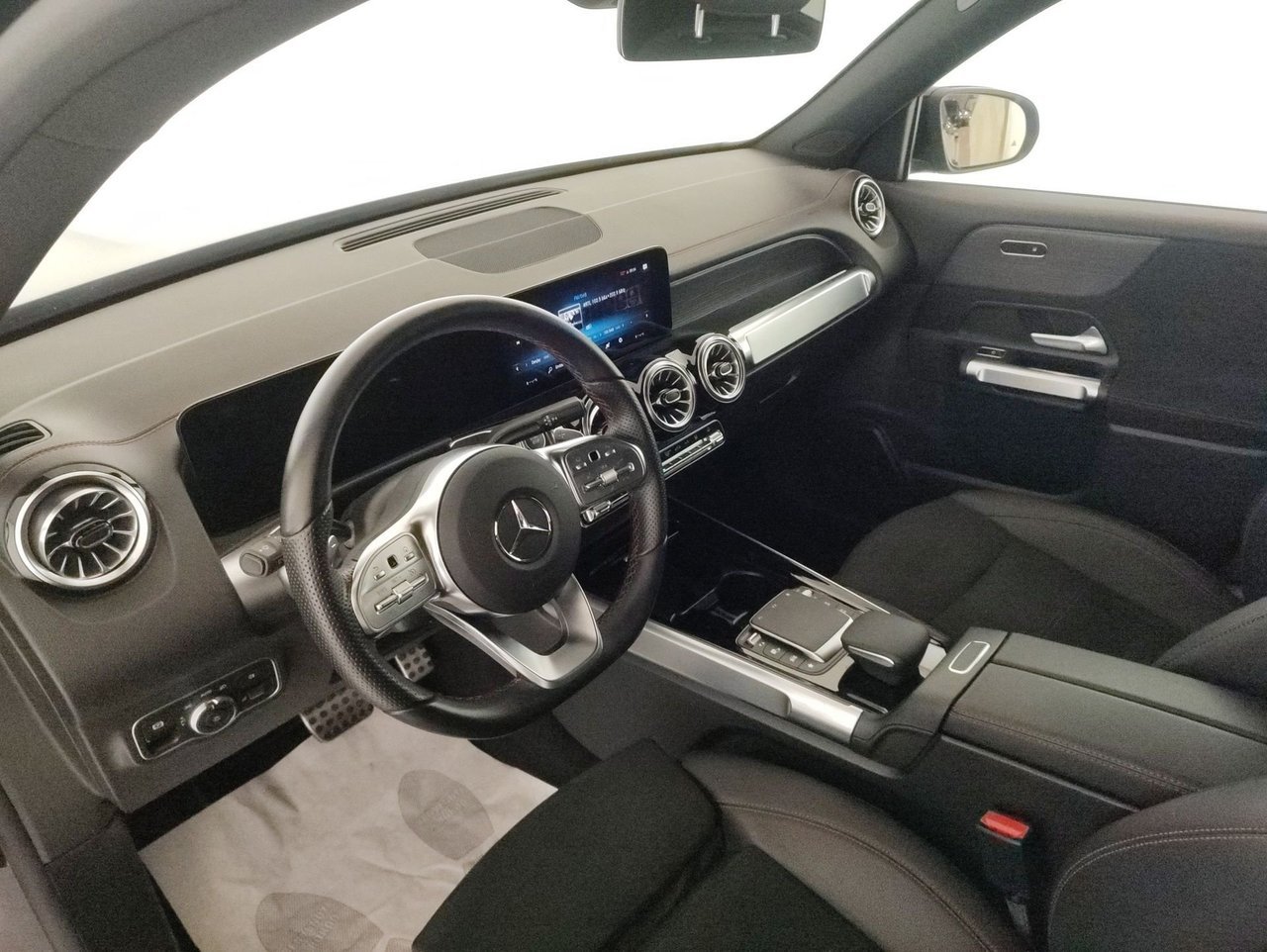 EQB 350 Premium 4matic - Certified