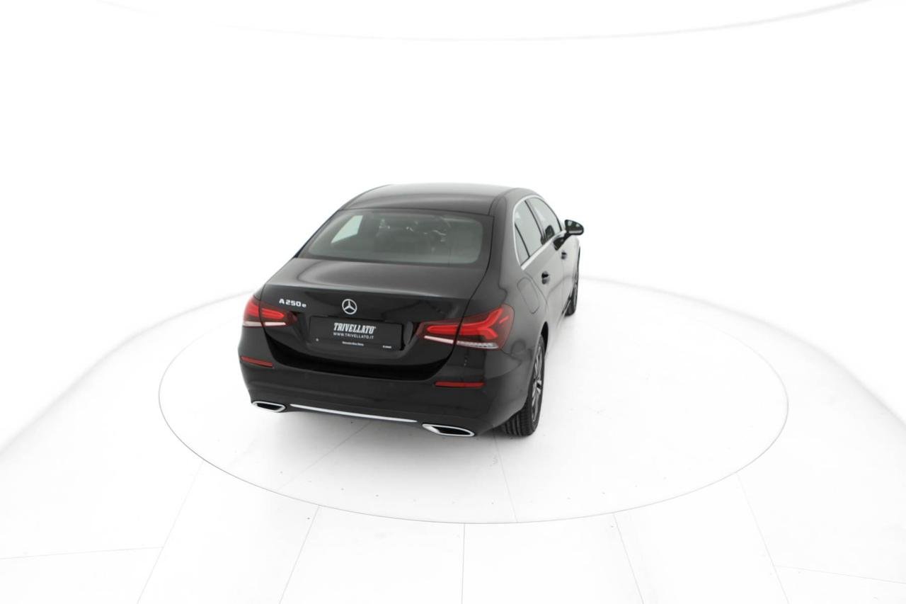 A 250 e phev (eq-power) Sport auto - Certified