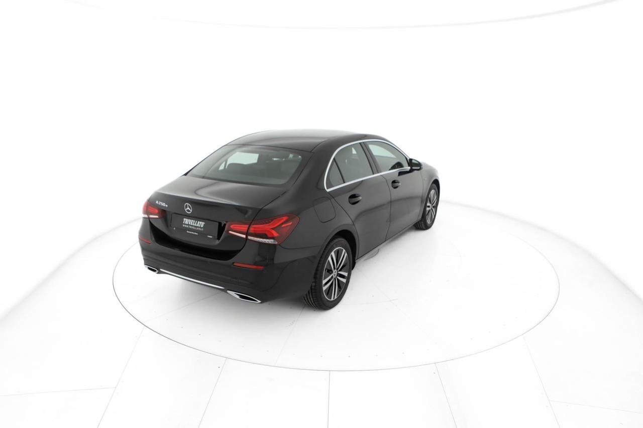A 250 e phev (eq-power) Sport auto - Certified