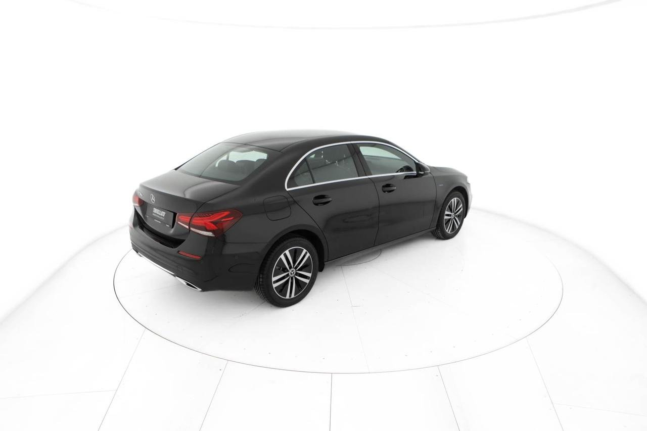 A 250 e phev (eq-power) Sport auto - Certified