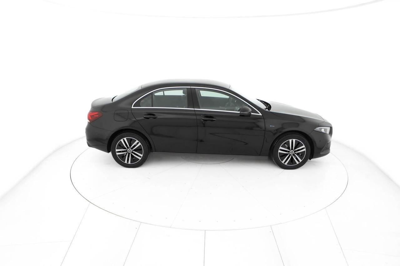 A 250 e phev (eq-power) Sport auto - Certified