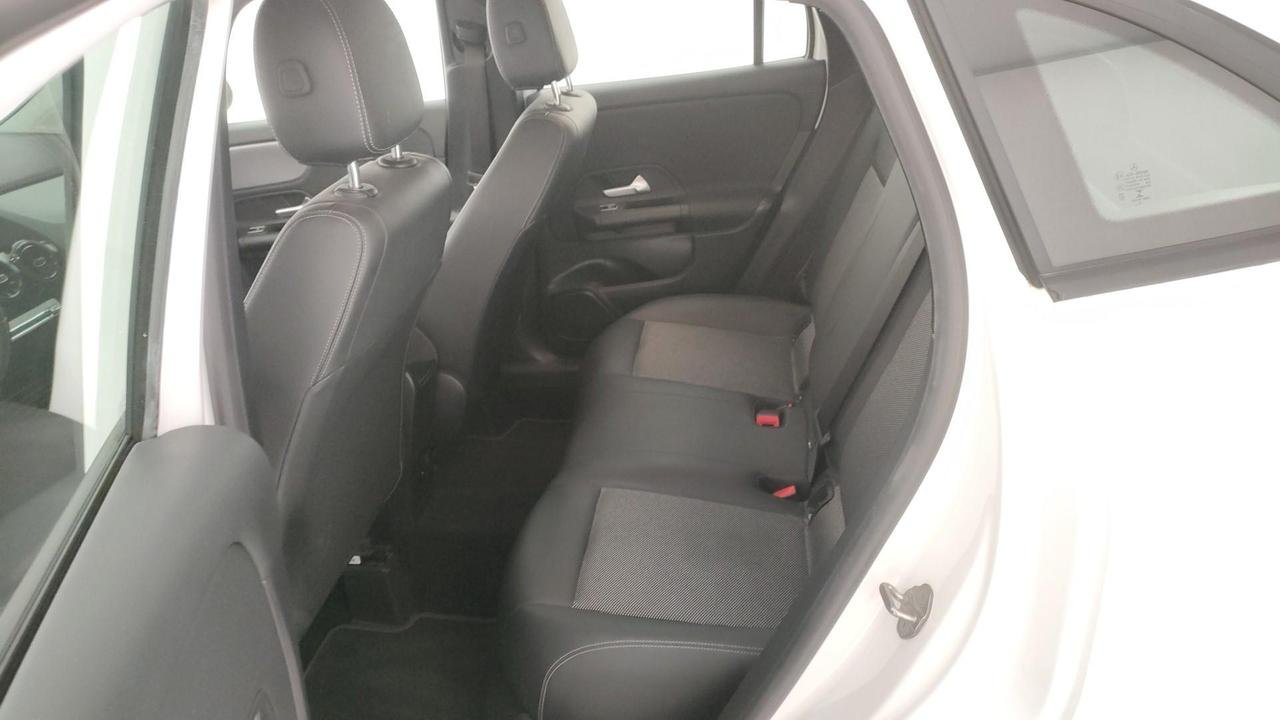 GLA 180 d Business Extra auto - Certified