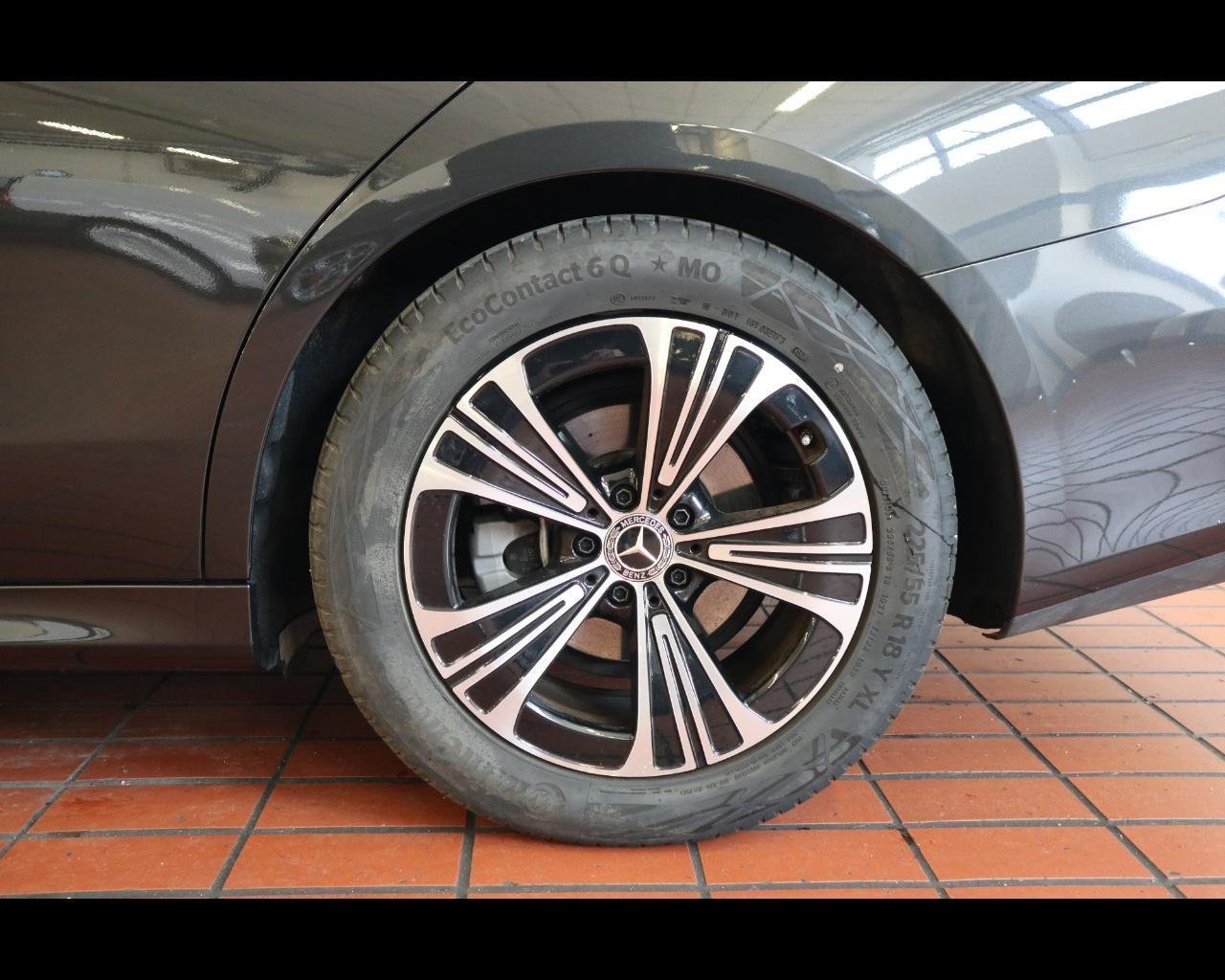 E SW 220 d Advanced auto - Certified