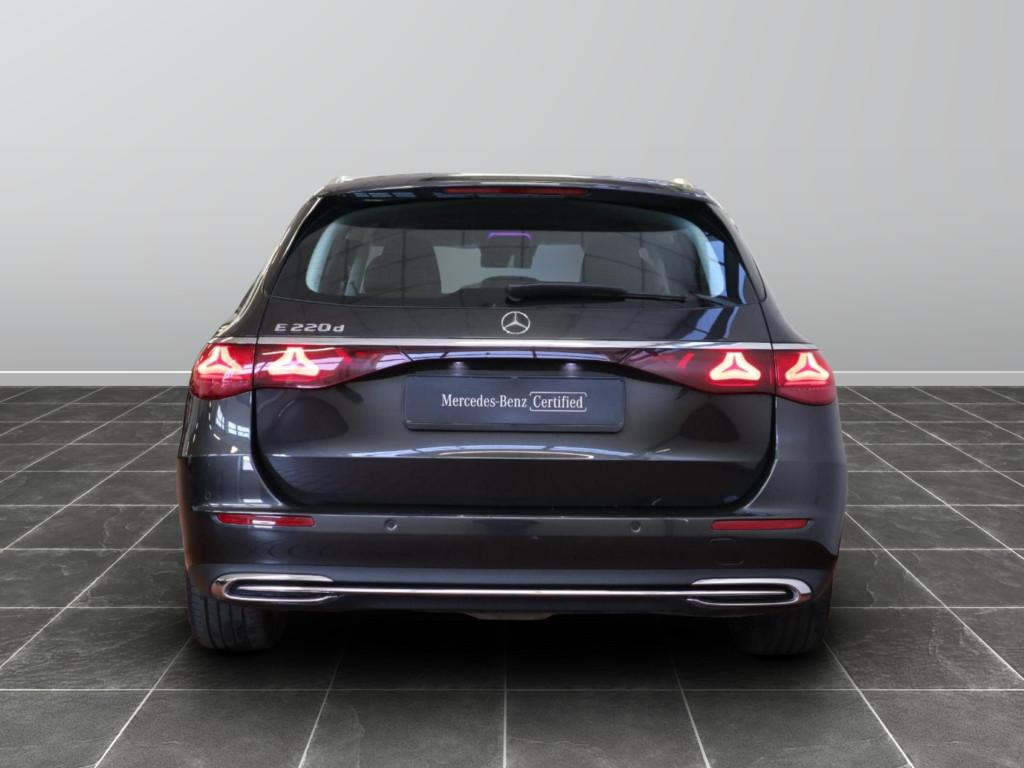E SW 220 d Advanced auto - Certified