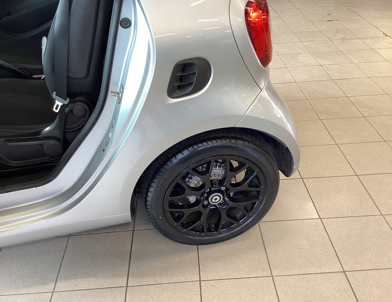 Fortwo Cabrio 1.0 Passion 71cv twinamic my18 - Certified