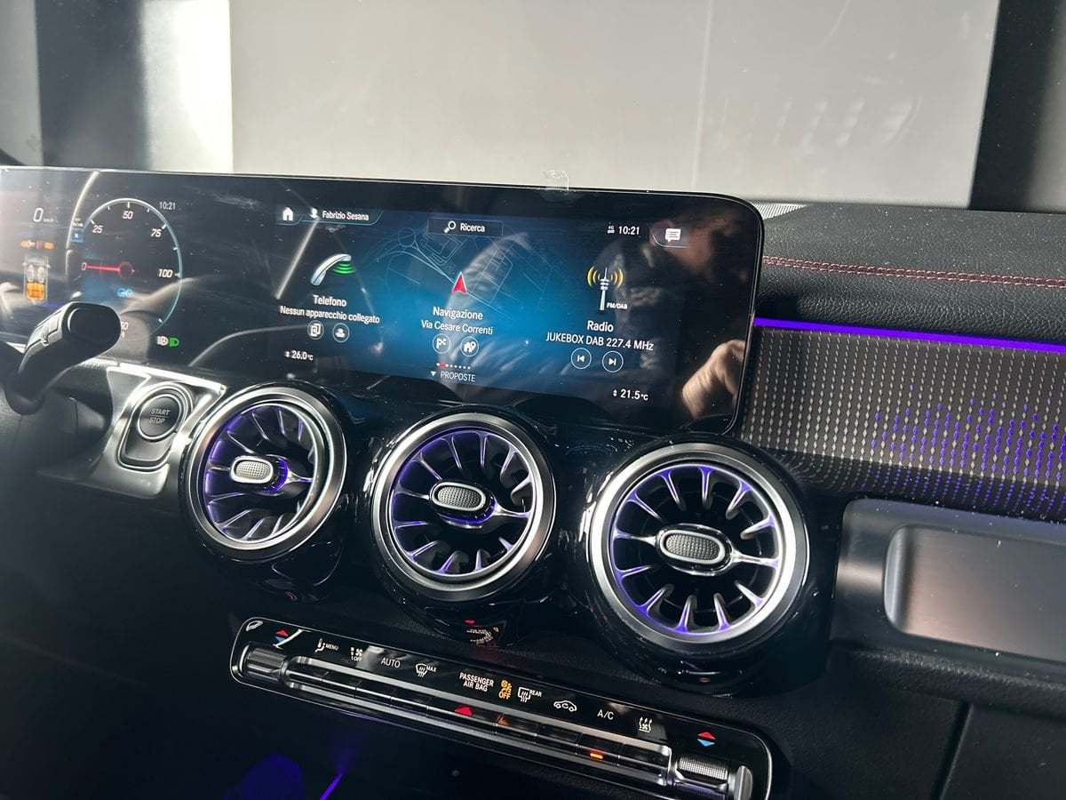 EQB 250 Premium Plus - Certified