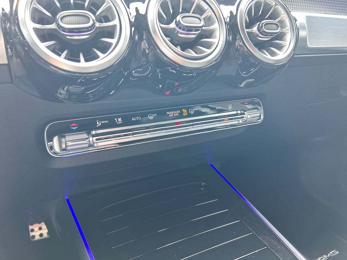 EQB 250 Premium Plus - Certified