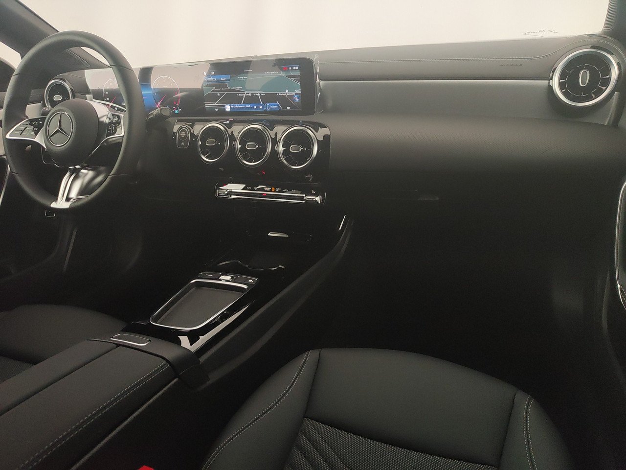 CLA Shooting Brake 180 d Progressive Advanced auto - Certified