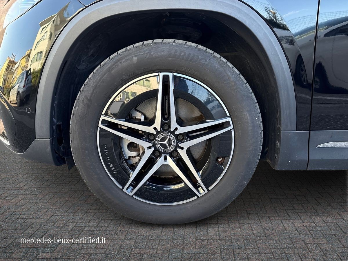 EQA 300 Premium 4matic - Certified