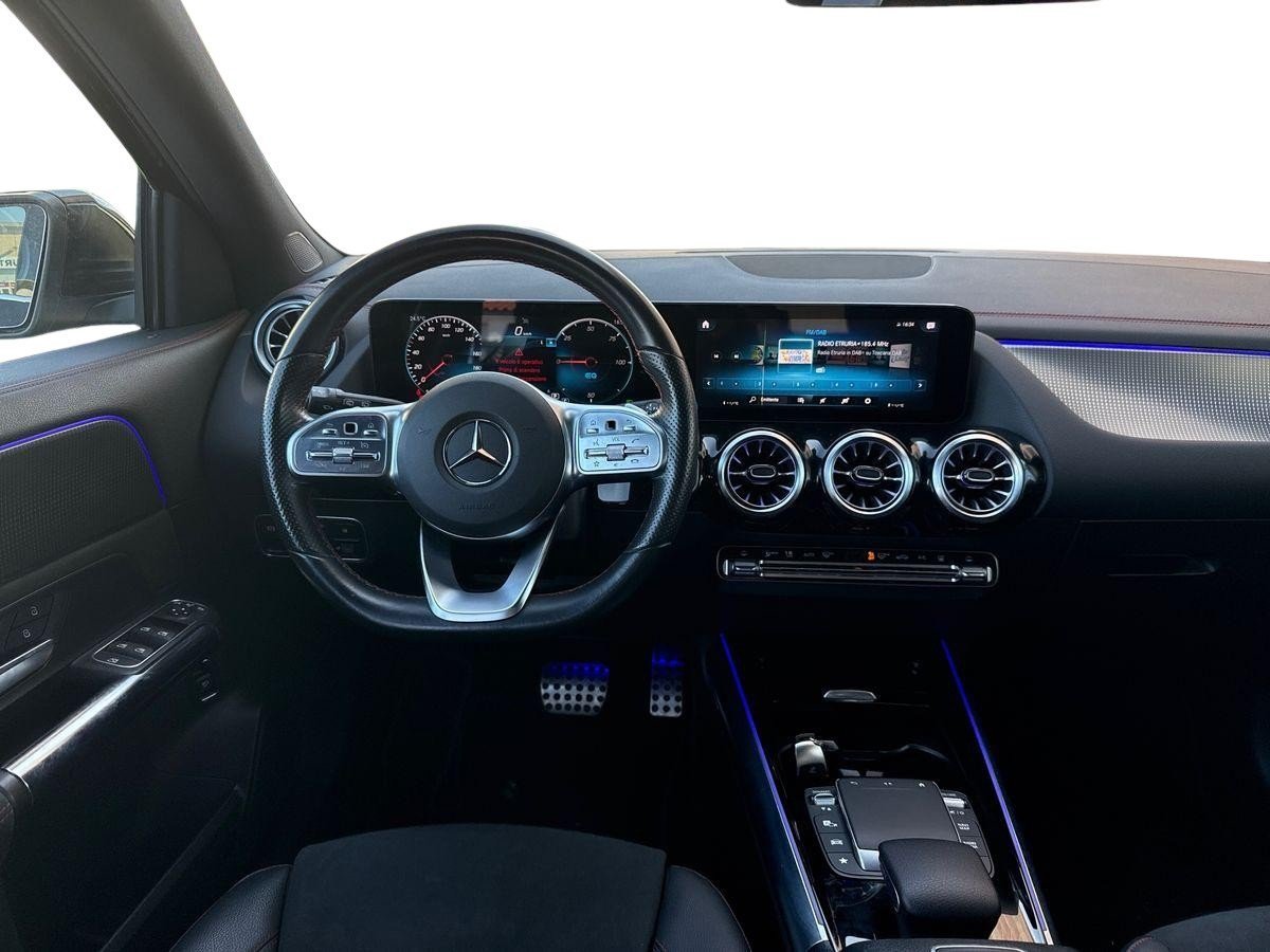 EQA 300 Premium 4matic - Certified