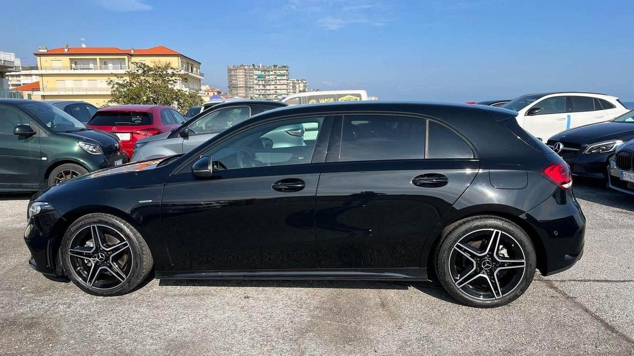 A 180 d Premium Night edition auto - Certified