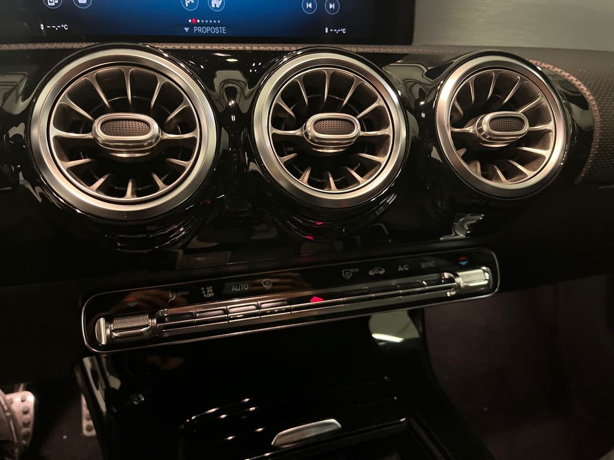 A 200 Premium auto - Certified