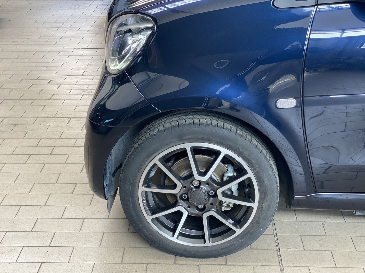 Fortwo eq Parisblue Prime 22kW - Certified