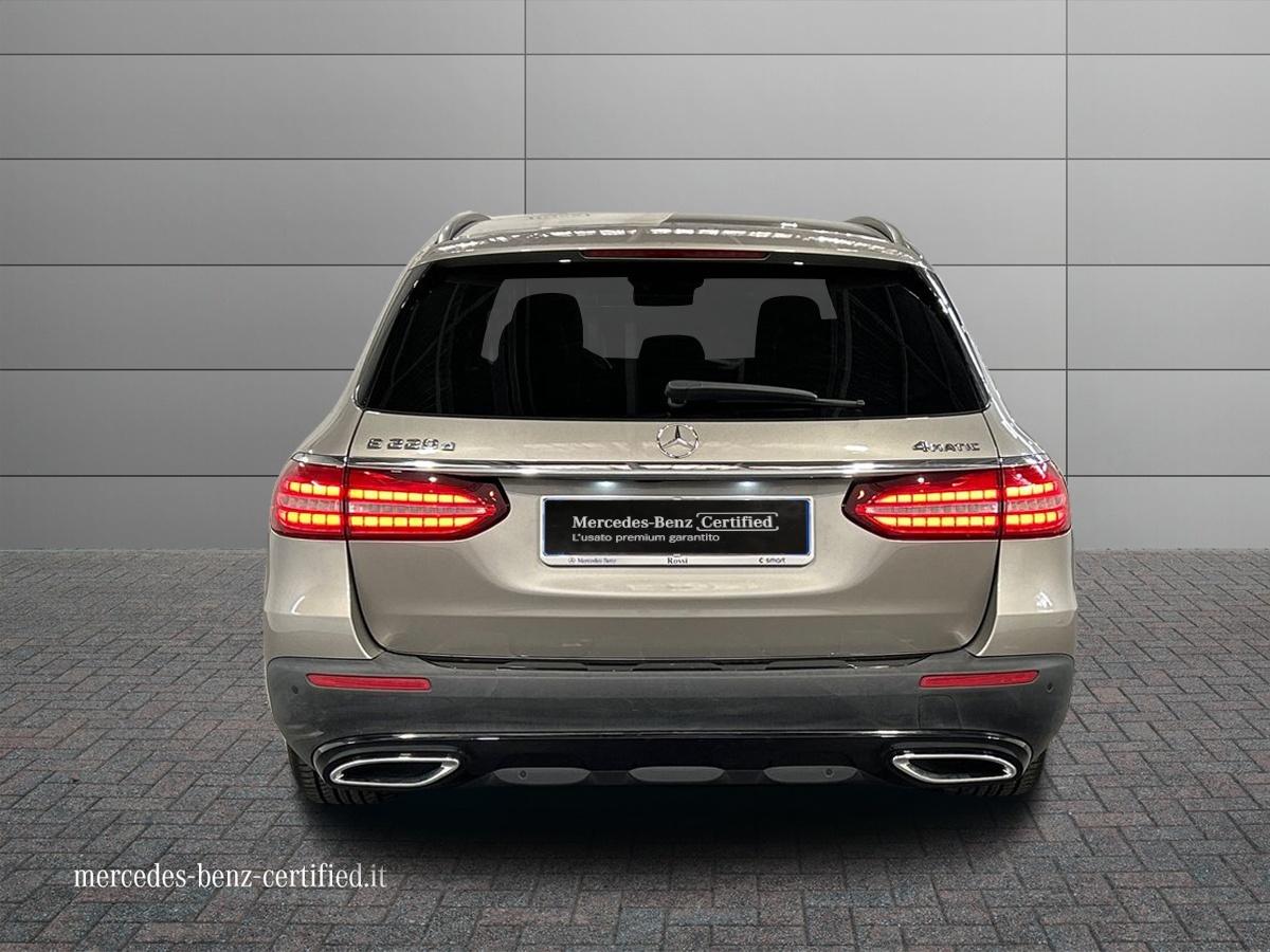 E SW All-Terrain 220 d mhev Premium Plus 4matic au - Certified