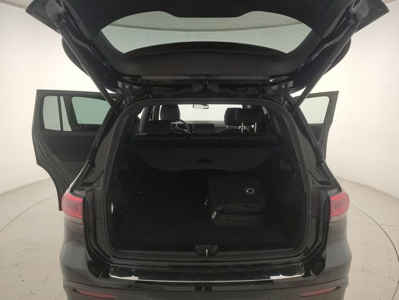 EQB 250 Premium - Certified