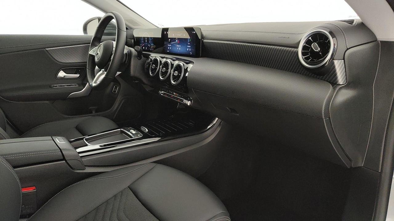 CLA Shooting Brake 180 d Progressive Advanced auto - Certified