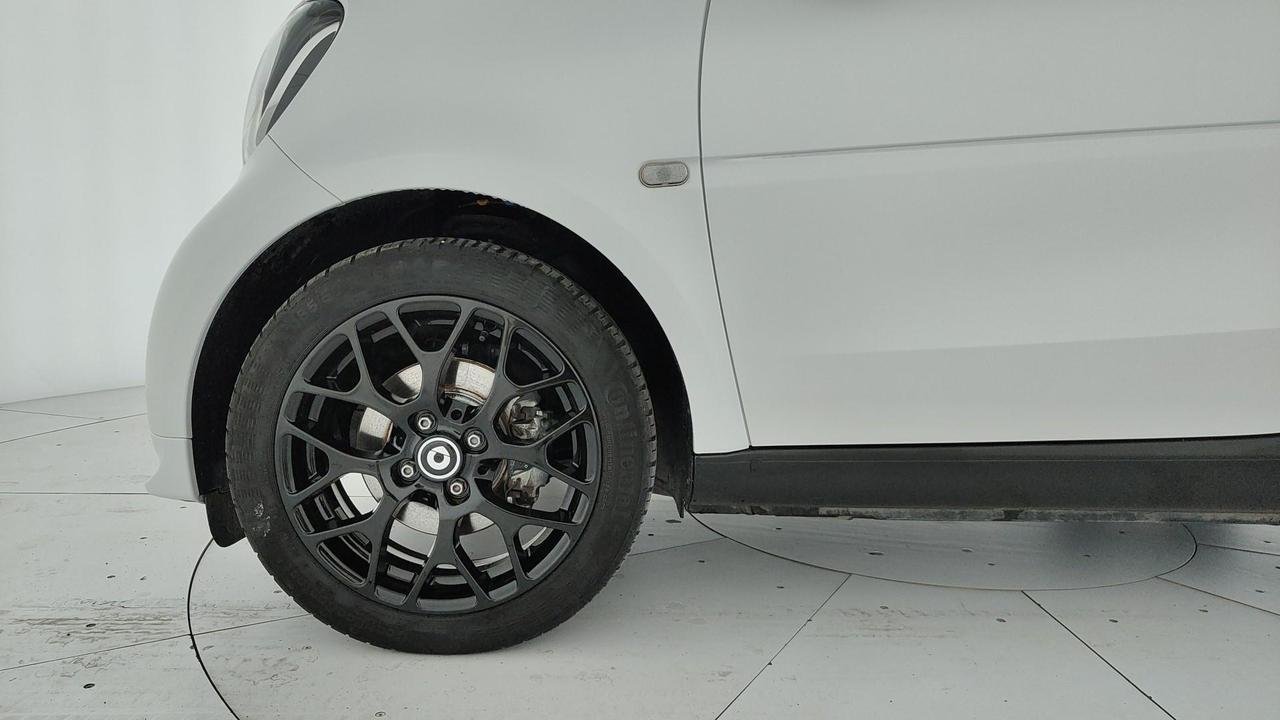 Fortwo 0.9 t Passion 90cv twinamic my18 - Certified