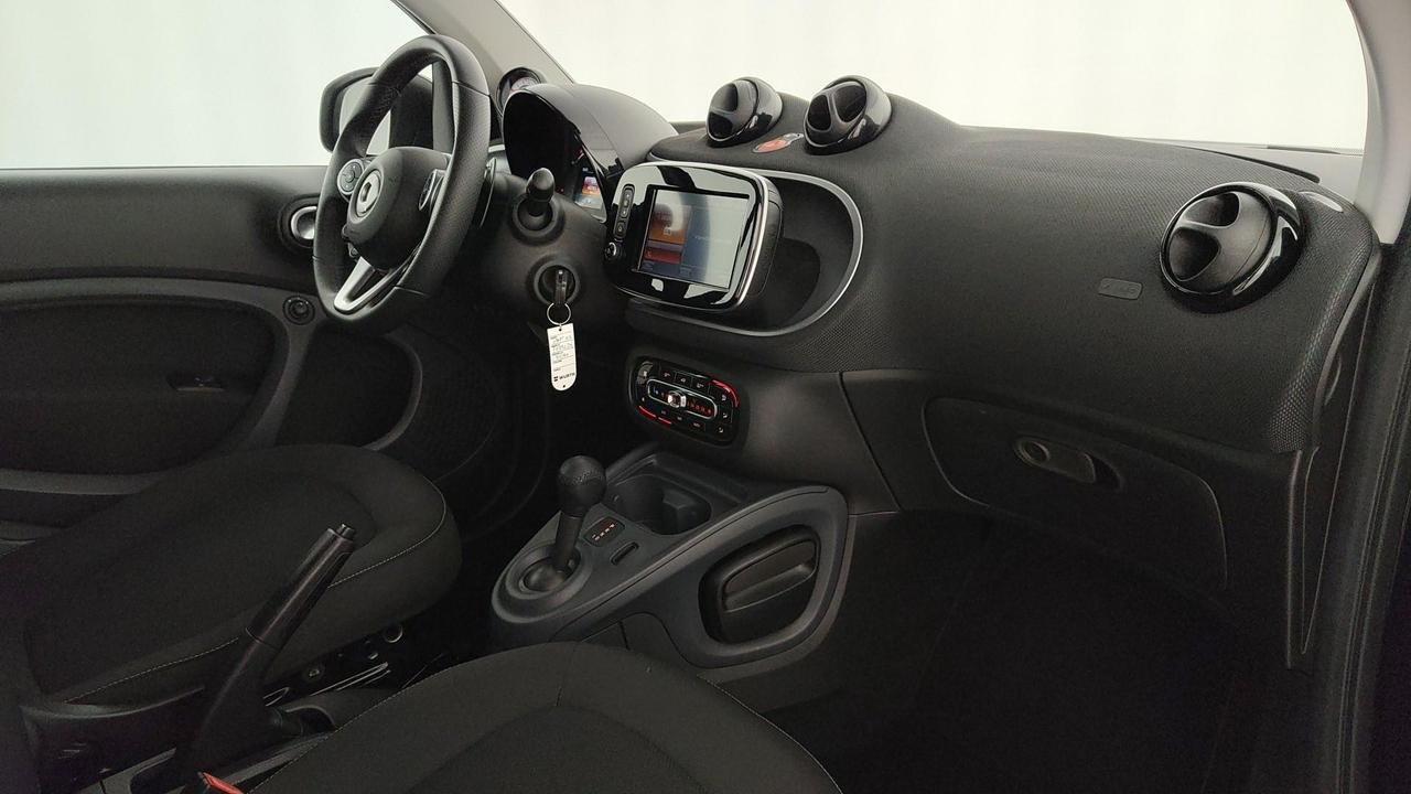 Fortwo 0.9 t Passion 90cv twinamic my18 - Certified