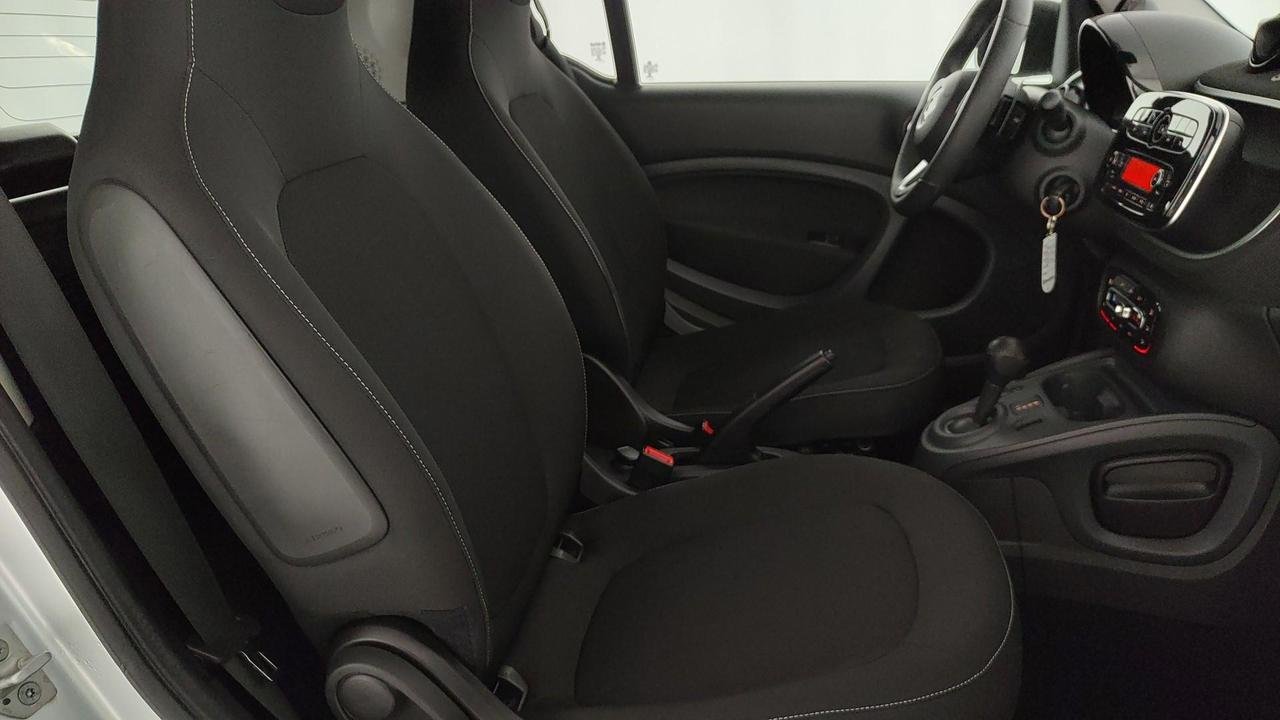 Fortwo 1.0 Passion 71cv twinamic my18 - Certified