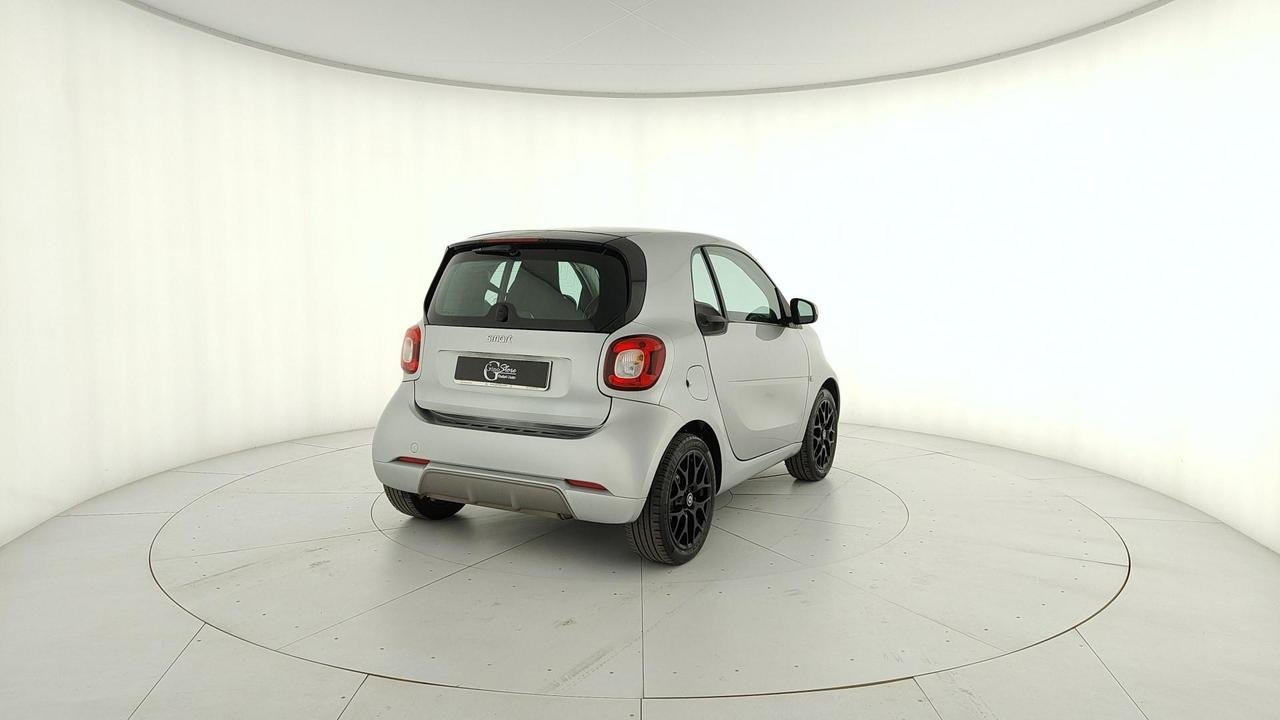 Fortwo 1.0 Passion 71cv twinamic my18 - Certified