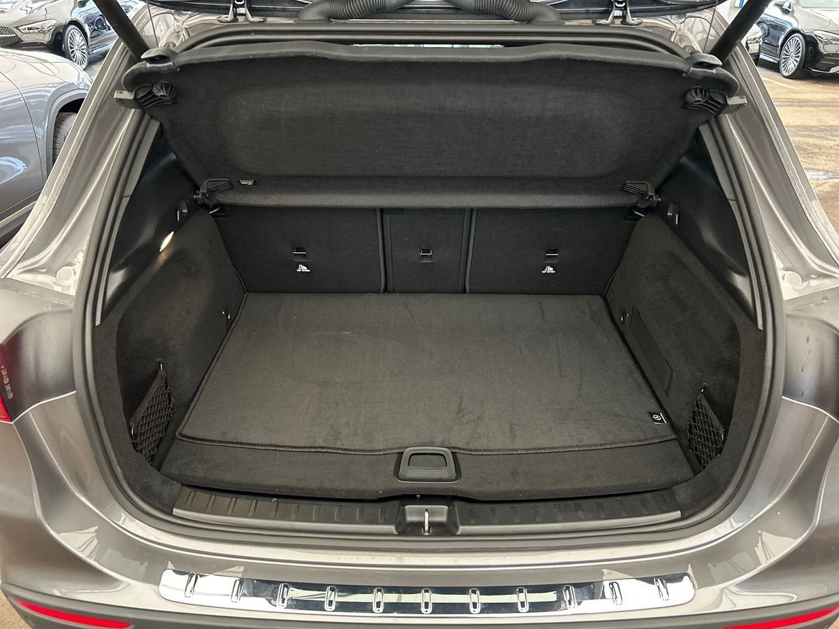 GLA 180 Progressive Advanced auto - Certified