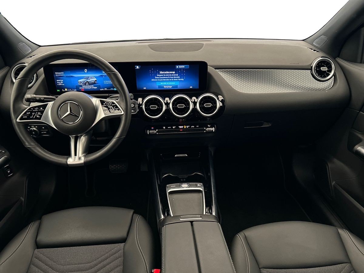 GLA 180 Progressive Advanced auto - Certified