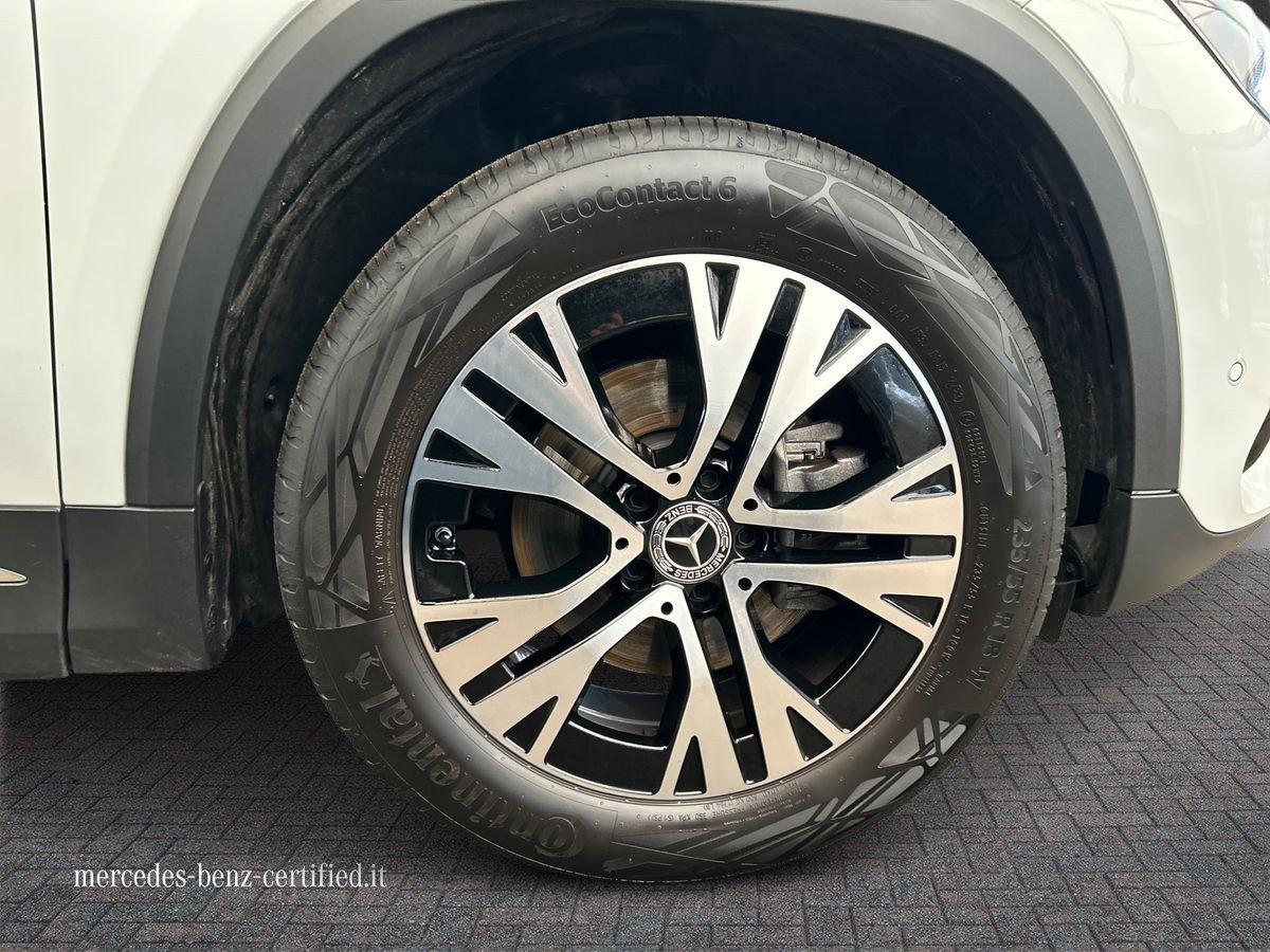 GLA 180 Progressive Advanced auto - Certified